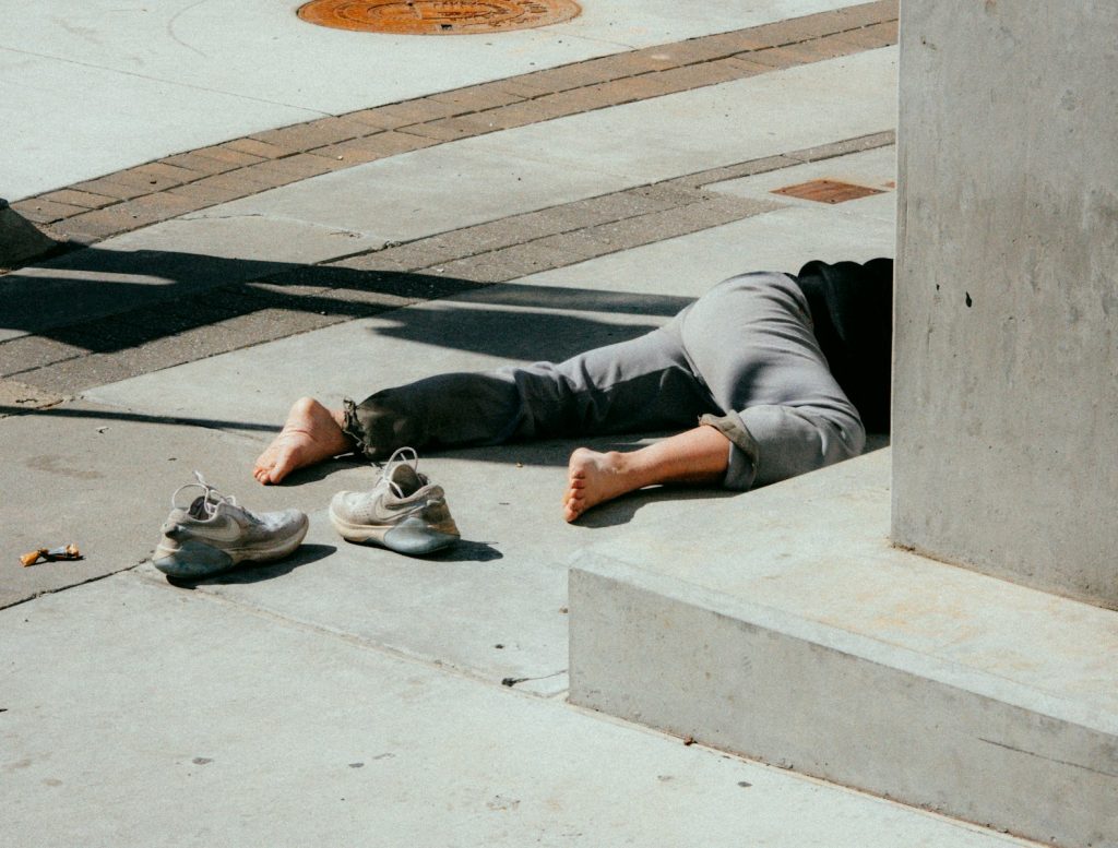 if you have an accident in which someone is injured, you should:
